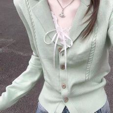 批发新款 绿色翻领木扣麻花<b class='q'>西装</b>领收腰针织开衫女毛衣法式短款上衣