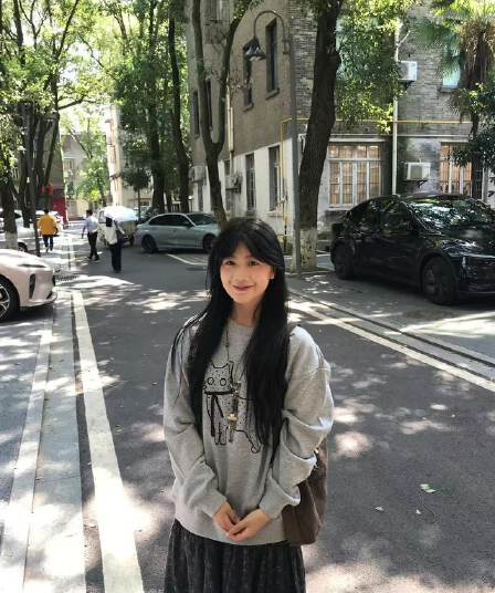 새로운 생방송 품질 복합 얇은 스타일 은 여우 플러시 털이 있는 라운드 넥 고양이 프린트
