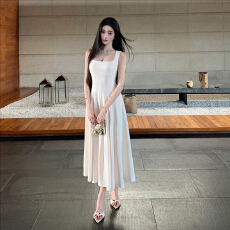 Barb Chill温柔神裙吊带长裙连衣裙春季针织裙气质法式礼服裙