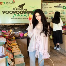 famouswang春季新款温润如玉荷叶边雪纺温柔风露肩长袖雪纺衫上衣