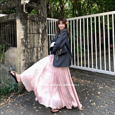 批发小君君布兰妮 琉璃月纱不规则流光缎面珠光感超大下摆半身<b class='q'>裙</b><b class='q'>伞</b><b class='q'>裙</b>