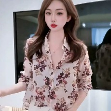 批发法式复古设计感<b class='q'>碎花</b>长袖防晒衣<b class='q'>衬衫</b>女时尚女人味显瘦减龄百搭上衣