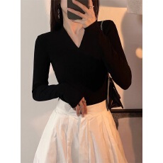 批发黑色<b class='q'>t</b><b class='q'>恤</b>女长袖春秋冬2025新款气质v领修身显瘦内搭上衣小众打底衫