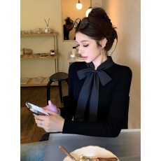 批发独特漂亮气质绝美巨好看修身打底衫<b class='q'>高级</b>感黑色蝴蝶结针织女冬