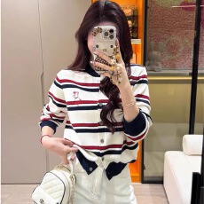 批发复古条纹刺绣针织开衫女秋季2025新款<b class='q'>韩版</b>减龄小个子显瘦短款上衣