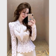 批发2025冬季<b class='q'>新款</b>独特漂亮上衣气质高级感名媛法式小姿白色蕾丝<b class='q'>衬衫</b>女
