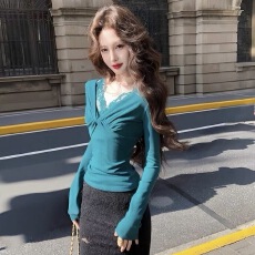 批发<b class='q'>新款</b>韩系温柔T恤设计感小众百搭显瘦港风上衣洋气时尚减龄