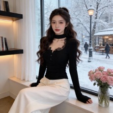 批发纯欲风<b class='q'>蕾丝</b>拼接长袖t恤女秋冬季新款百搭设计感打底衫挂脖上衣潮