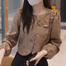 批发法式时髦撞色印花<b class='q'>娃娃领</b>单排扣长袖<b class='q'>衬衫</b>女2024秋季新款减龄上衣潮