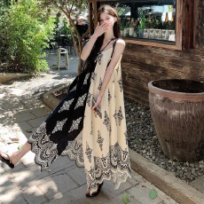 批发复古<b class='q'>印花</b>吊带新款2025夏季宽松设计<b class='q'>连衣裙</b>显瘦裙子度假长裙新中式