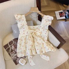 批发小飞袖背心<b class='q'>雪纺上衣</b>女夏季蝴蝶结短款娃娃衫法式碎花方领花苞背心