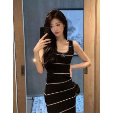 批发时尚洋气重磅显瘦2025春季新款白色<b class='q'>长袖</b>衬衫宽松百褶设计上衣