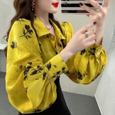 批发韩版复古轻奢别致印花翻领<b class='q'>衬衫</b>女上衣春秋气质显瘦碎花<b class='q'>灯笼袖</b><b class='q'>衬衣</b>
