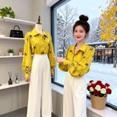 批发高级<b class='q'>灯笼袖</b>宽松减龄显瘦<b class='q'>衬衣</b>2026春新款时尚气质百搭翻领<b class='q'>衬衫</b>上衣