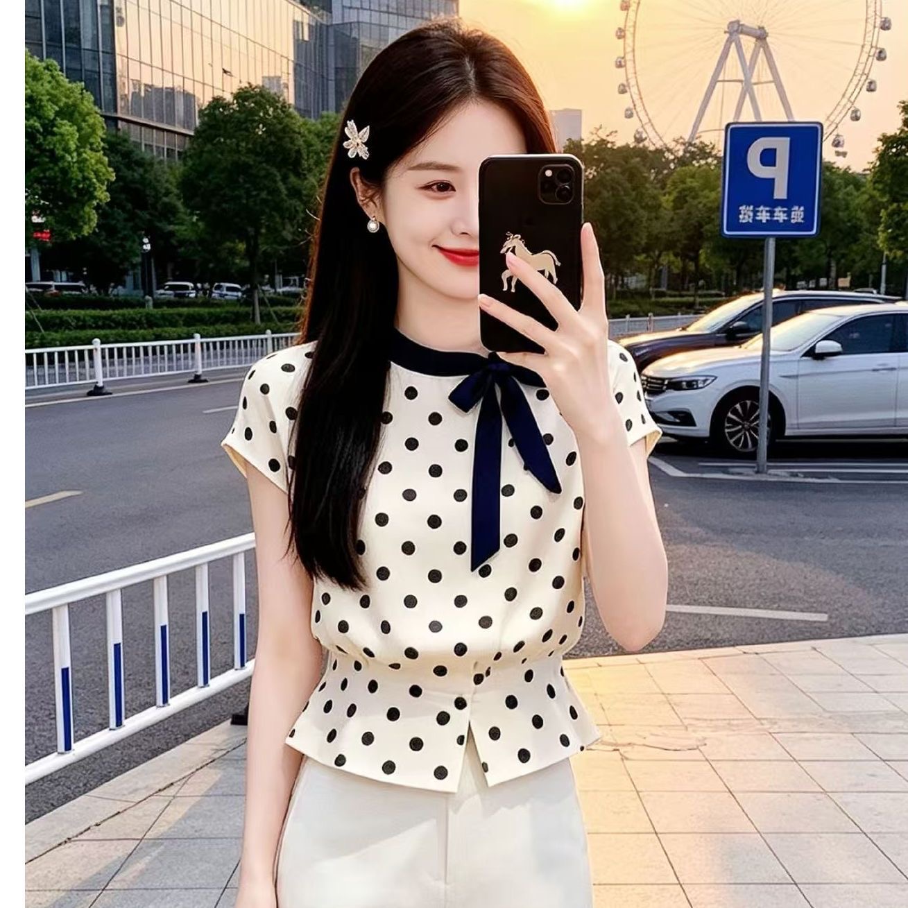 2026 여름 새로운 나비 넥타이 도트 무늬 반팔 티셔츠 여성 출퇴근 프랑스식 달콤함 연령 감소 다용도 맨위