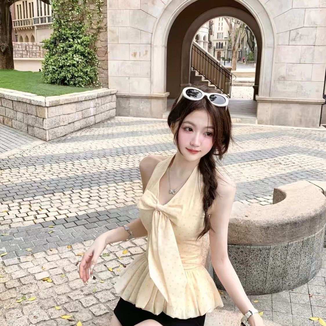 한 부서 순수한 욕망 바람 핫걸 백리스 품격 도트 무늬 행침 목 캐미솔 여름 새로운 슬림해 보이는 민소매 맨위 여성