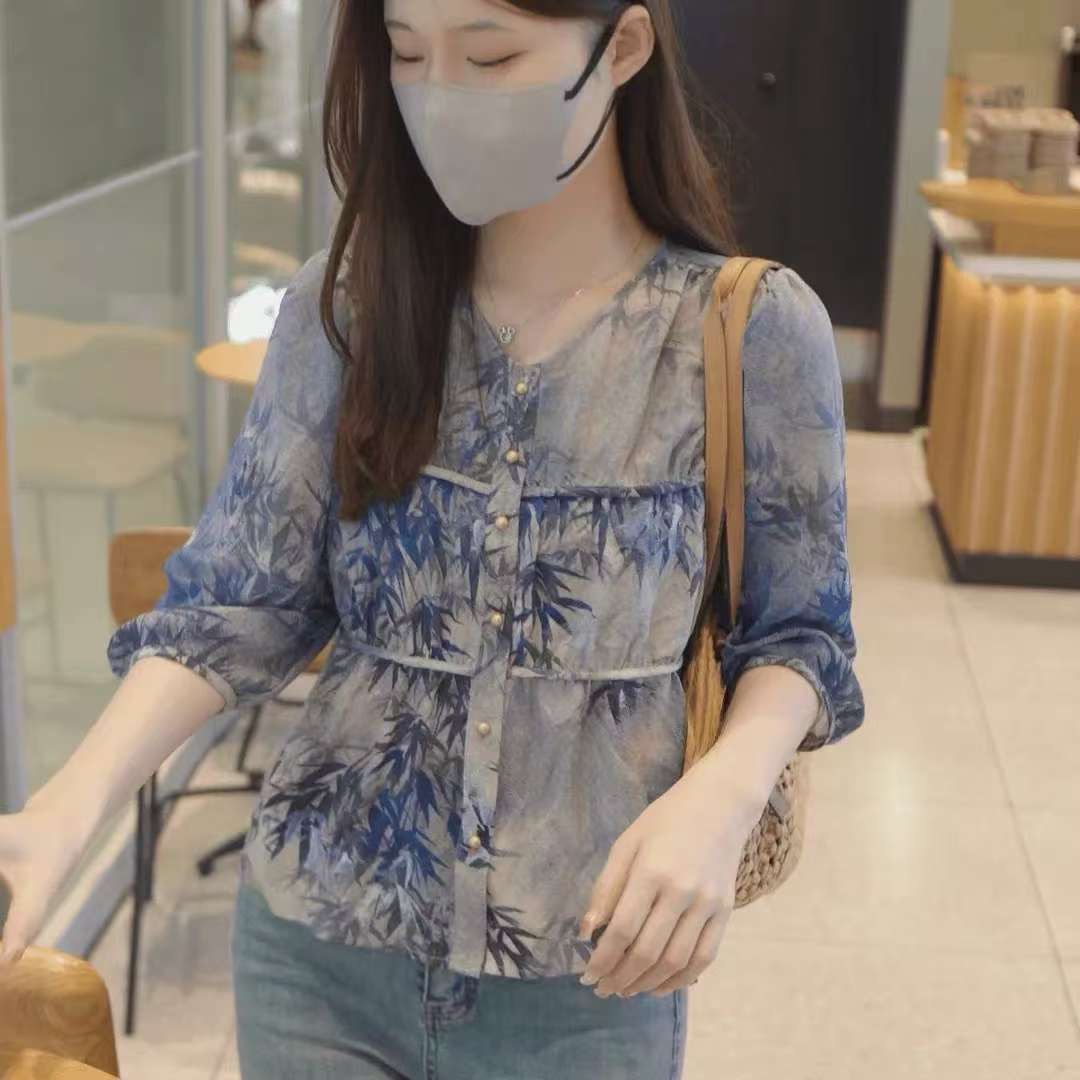폭발 트렌드 패션 꽃무늬 라운드 넥 여성 셔츠 2025 여름 새로운 작은 샤넬 스타일 연령 감소 슬림해 보이는 맨위