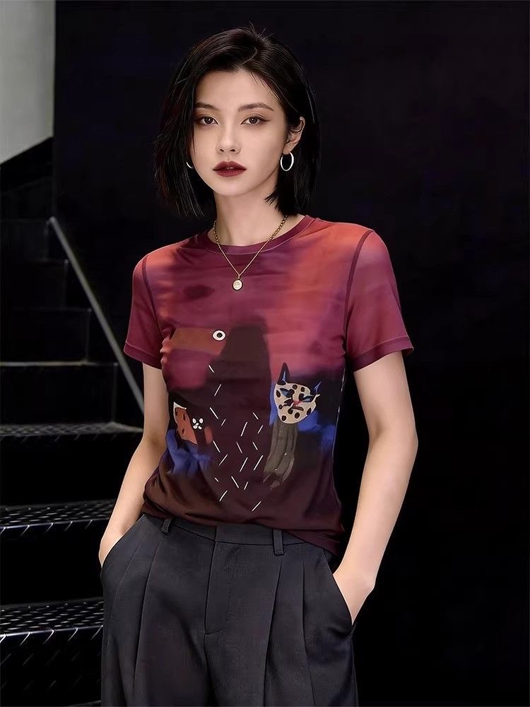 빅 사이즈 여성 의류 여름 패션 미니멀리즘 빨간색 라운드 넥 반팔 이중층 망사 티셔츠 추상 고양이 프린트 맨위