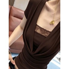 批发<b class='q'>大码</b>女装时尚洋气假两件蕾丝拼接短袖t恤百搭气质设计感褶皱上衣