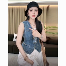 批发女款夏季复古百搭无袖坎肩背心外套v领上衣小个子<b class='q'>牛仔</b>马甲矮个子
