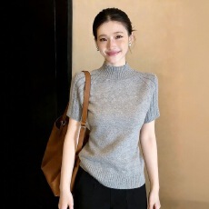 批发超好看灰色半高领针织短袖T恤女2026春夏<b class='q'>新款</b>正肩显瘦<b class='q'>打底衫</b>上衣