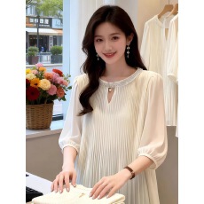 批发<b class='q'>大码</b><b class='q'>胖</b><b class='q'>mm</b><b class='q'>夏季</b>新款轻奢风镶钻超仙五分袖衬衫女高级感洋气套头上衣