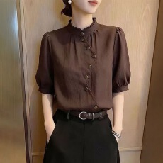 批发咖色立领衬衫<b class='q'>女</b><b class='q'>短袖</b>2026夏季新款高级感洋气减龄宽松显瘦通勤上衣