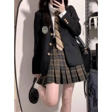 批发黑色三粒扣收腰西装<b class='q'>外套</b>女徽章新款春秋jk西服<b class='q'>显瘦</b>常规学院风上衣