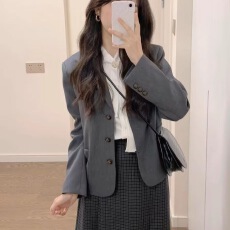 批发高级感短款西装<b class='q'>外套</b>灰色2025春季新款宽松小个子西服上衣通勤<b class='q'>气质</b>
