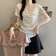 批发法式方领正肩短袖T恤女夏季大码胖mm显瘦别致漂亮小衫不规则上衣