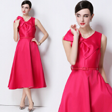 批发实拍法式复古设计感V领大蝴蝶结收腰显瘦大摆无袖<b class='q'>连衣裙</b>送腰带