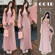 批发春季收腰显瘦纯欲风辣妹条纹包臀吊带连衣裙+慵懒针织开衫套装