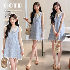 批发实拍现~夏季度假风法式高级感重工艺蕾丝娃娃领无袖气质<b class='q'>连衣裙</b>