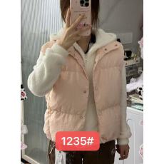 批发学院风小个子<b class='q'>甜美</b>可爱减龄粉色棉服马甲+秋季新款连帽毛衣两件套