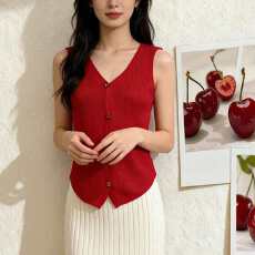 批发夏季 V 领无袖针织马甲女排扣修身显瘦薄款百搭外穿气质打底背心