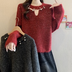 批发2025秋冬新款珍珠装饰领口镂空闪片感毛衣宽松显瘦风套头针织上衣