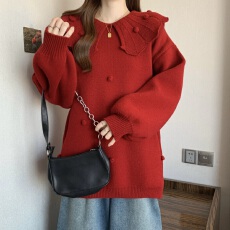 批发红色娃娃领毛球毛衣女2025新款冬季大码<b class='q'>胖</b><b class='q'>mm</b><b class='q'>中长款</b>遮屁股针织上衣