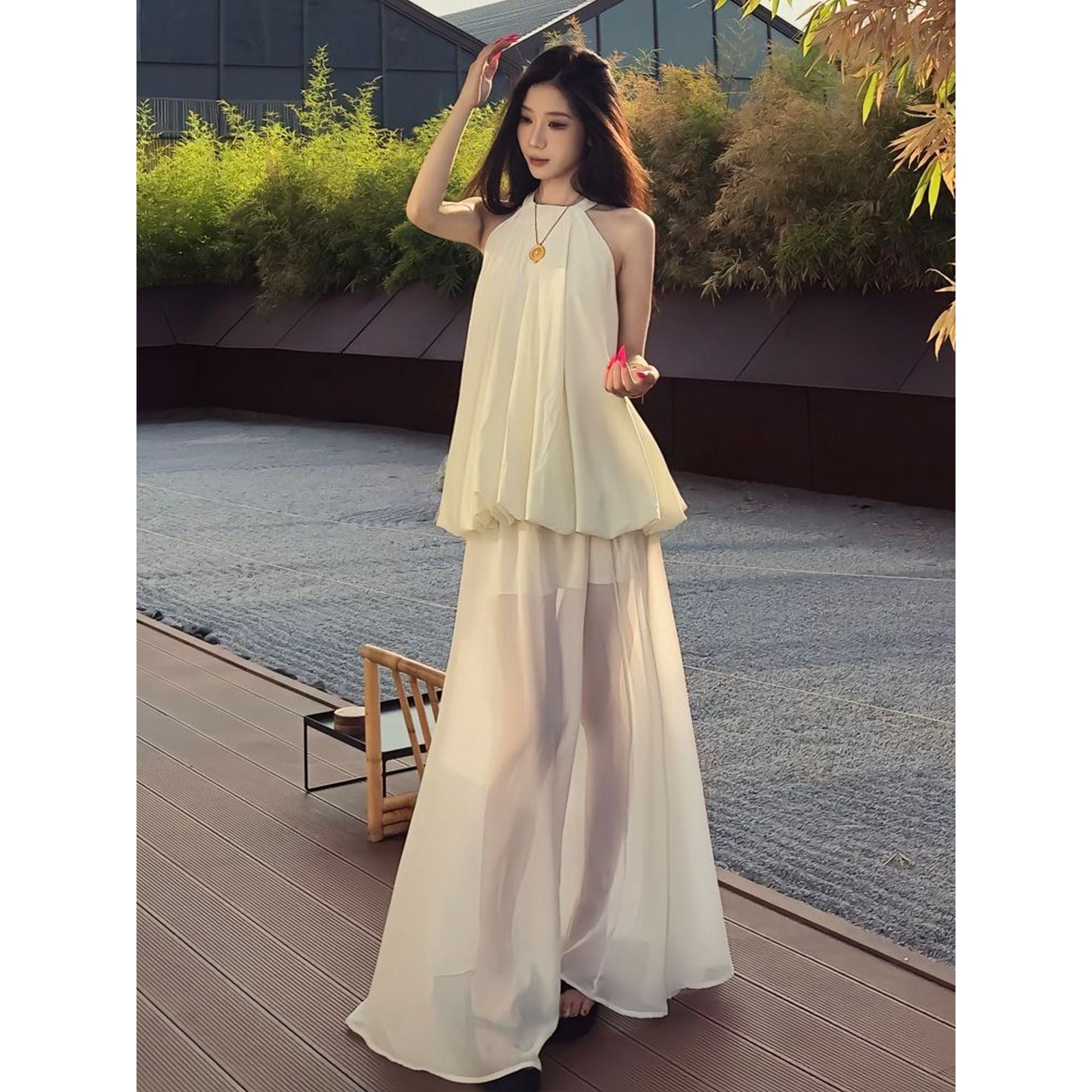 2026 여름 새로운 행침 목 민소매 반신 점프 슈트 치마 세트 여성 고급 센스 품격 휴가 Tulle 롱 스커트