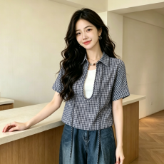 批发现现韩系大码女装夏季短袖t恤设计感假两件格子拼接百搭衬衫<b class='q'>胖</b><b class='q'>mm</b>