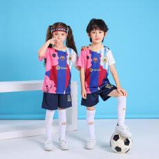 批发<b class='q'>儿童</b>足球服套装10号梅西短袖拼接纪念联合版球衣小学生速干训练服