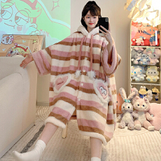 批发长毛绒睡衣女秋冬季甜美卡通连帽长袖宽松睡袍加大码350斤家居服
