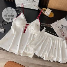 批发冰丝<b class='q'>夏季</b>纯欲小性感吊带带胸垫短裤两件套装气质家居服网红可外穿