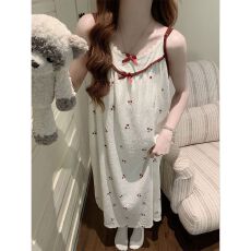 批发云朵棉睡衣女夏季吊带甜美可爱带胸垫中长款宽松睡裙家居服