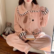 批发冬季新款睡衣女法兰绒开衫娃娃领卡通甜美<b class='q'>家居服</b>套装