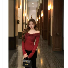 批发冬季新款蕾丝拼接扭结长袖打底内搭<b class='q'>针织</b>衫