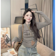 批发韩版复古字母印花长袖T恤女冬新款修身显瘦T恤