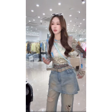 批发春季新款时髦<b class='q'>个性</b>蕾丝3D印花<b class='q'>T</b><b class='q'>恤</b>上衣