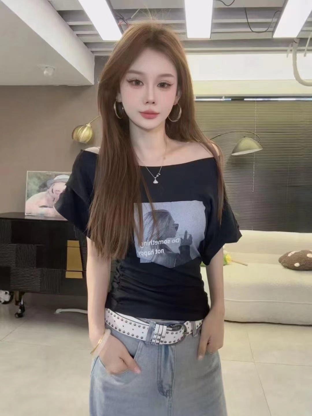 핫걸 바람 새는 어깨 프린트 반팔 티셔츠 여성