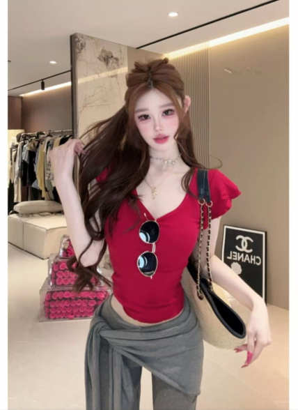 여름 작은 날다 소매 V넥 반팔 티셔츠 몸매 가꾸기 슬림해 보이는 다용도 맨위 여성