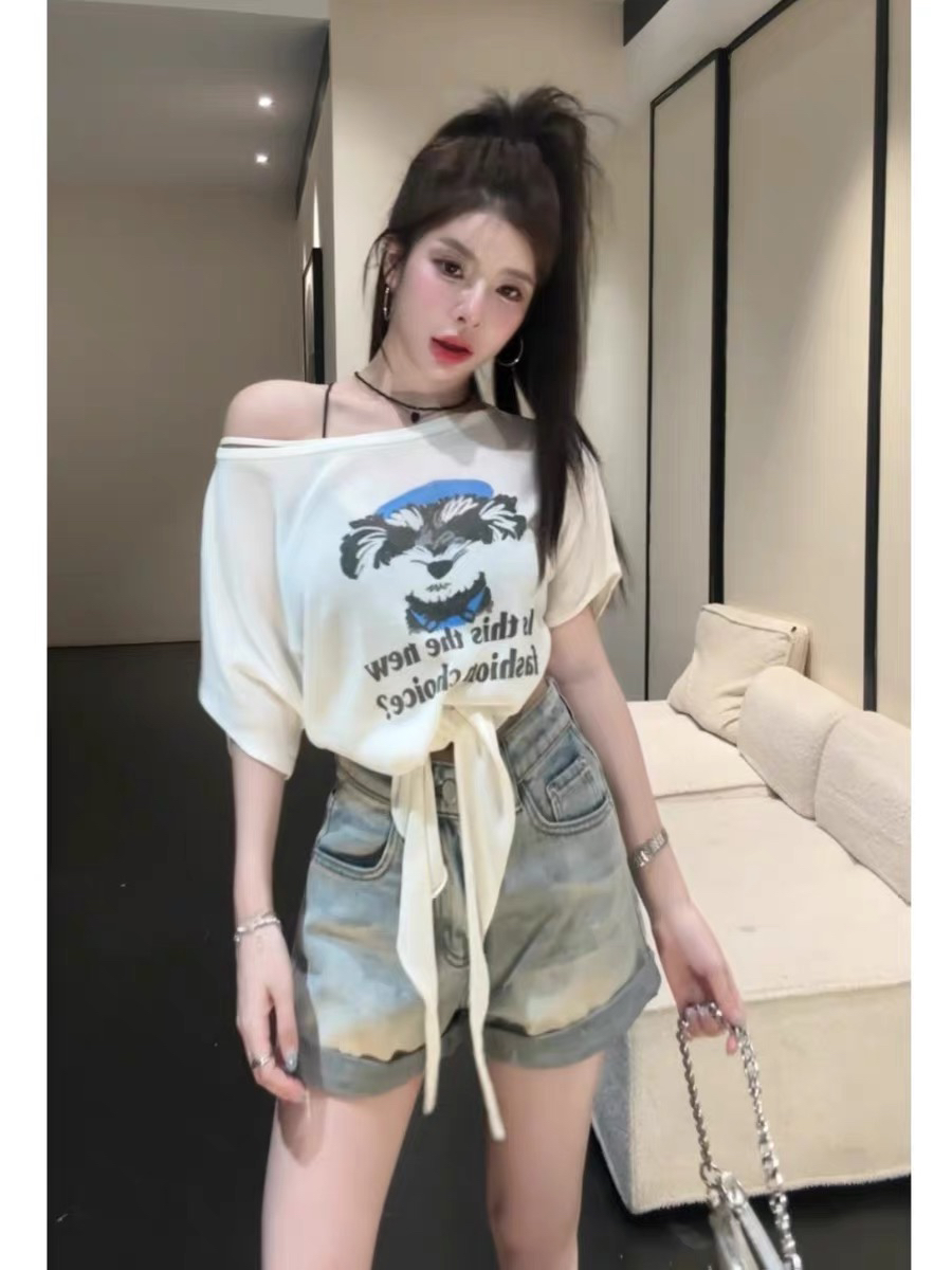 아메리칸 핫걸 화이트 만화 프린트 비스듬한 어깨 반팔 티셔츠 여성 여름 레이스업 허리 수축 맨위